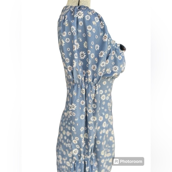 Storia Blue Floral Puff Sleeve Smocked Button Dress - Picture 4 of 10